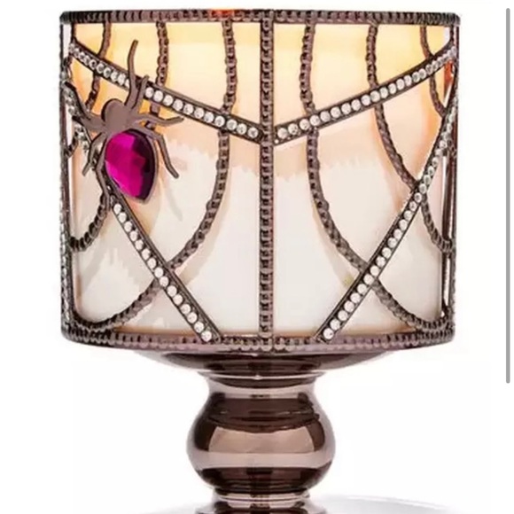 Bath & Body Works Gem Crystal Spider Pedestal Candle Holder 3 Wick NEW Retired - Picture 2 of 2